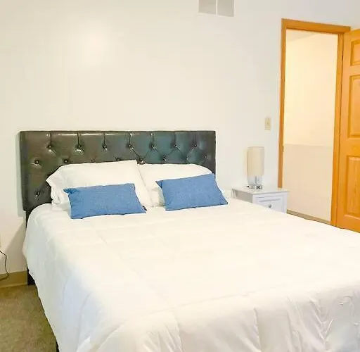 Charming 3 Bedroom And 2 Ba On W Elting Street Апартаменты *